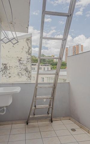 Casa à venda com 350m², 3 quartos e 8 vagasTerraço