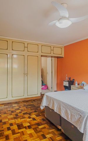 Casa à venda com 350m², 3 quartos e 8 vagasSuíte 2
