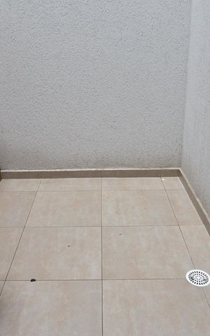 Apartamento à venda com 43m², 2 quartos e 1 vagaÁrea de Serviço