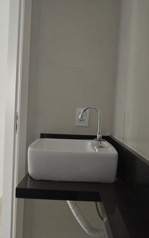 Apartamento à venda com 90m², 2 quartos e 1 vagaBanheiro Social