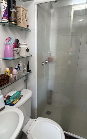 Apartamento à venda com 46m², 2 quartos e 1 vagaBanheiro Social