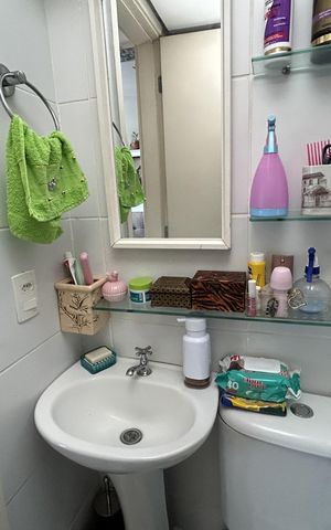 Apartamento à venda com 46m², 2 quartos e 1 vagaBanheiro Social