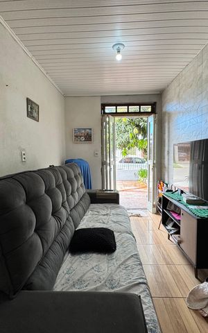 Casa à venda com 60m², 2 quartos e 1 vaga Casa à venda com 60m², 2 quartos e 1 vagaSala