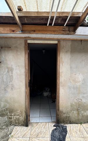 Casa à venda com 60m², 2 quartos e 1 vaga Casa à venda com 60m², 2 quartos e 1 vagaÁrea comum