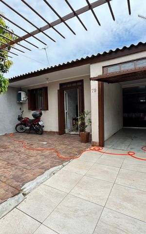 Casa à venda com 60m², 2 quartos e 1 vaga Casa à venda com 60m², 2 quartos e 1 vagaÁrea comum