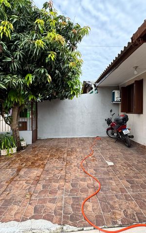 Casa à venda com 60m², 2 quartos e 1 vaga Casa à venda com 60m², 2 quartos e 1 vagaÁrea comum