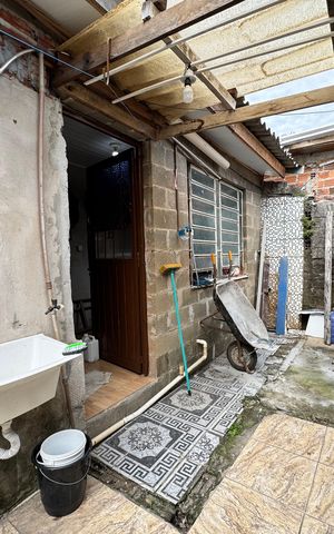Casa à venda com 60m², 2 quartos e 1 vaga Casa à venda com 60m², 2 quartos e 1 vagaÁrea comum