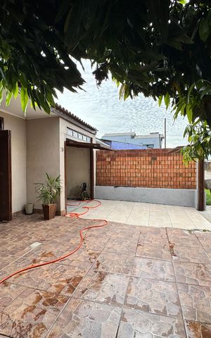 Casa à venda com 60m², 2 quartos e 1 vaga Casa à venda com 60m², 2 quartos e 1 vagaÁrea comum