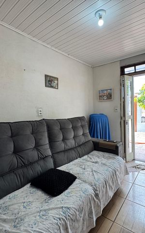 Casa à venda com 60m², 2 quartos e 1 vaga Casa à venda com 60m², 2 quartos e 1 vagaSala
