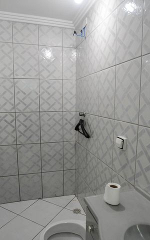Casa à venda com 300m², 4 quartos e 4 vagas Casa à venda com 300m², 4 quartos e 4 vagasBanheiro de serviço