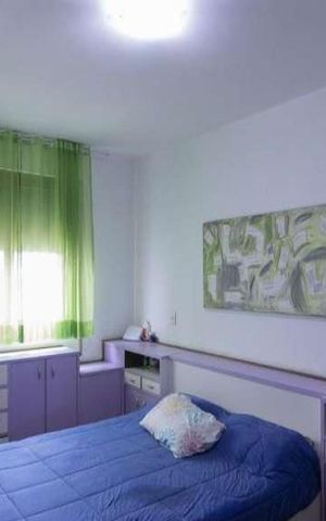 Casa para alugar com 350m², 4 quartos e 6 vagas