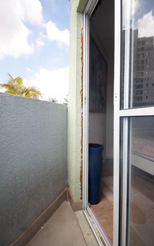 Apartamento à venda com 123m², 3 quartos e 2 vagas Apartamento à venda com 123m², 3 quartos e 2 vagasVaranda Quarto 3