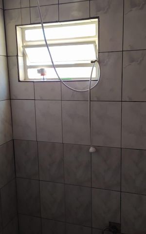 Casa à venda com 300m², 3 quartos e 2 vagas Casa à venda com 300m², 3 quartos e 2 vagasBanheiro 1
