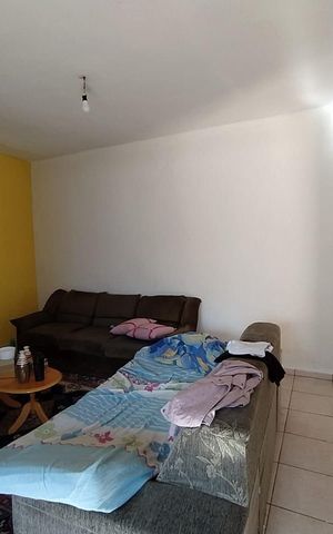 Casa à venda com 300m², 3 quartos e 2 vagas Casa à venda com 300m², 3 quartos e 2 vagasSala de Estar