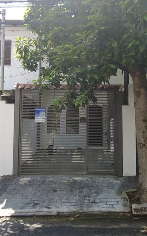 Casa à venda com 100m², 2 quartos e 1 vagaFachada