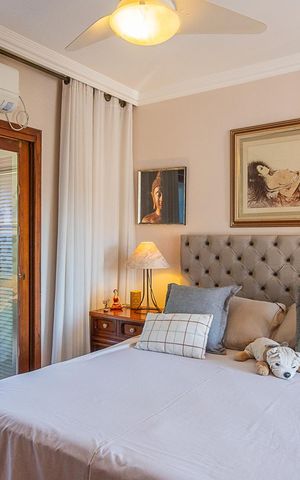 Casa à venda com 200m², 4 quartos e 2 vagasSuíte