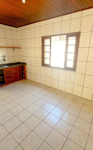 Casa para alugar com 691m², 4 quartos e 3 vagasCozinha
