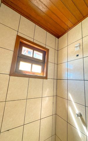 Casa para alugar com 691m², 4 quartos e 3 vagasBanheiro 1