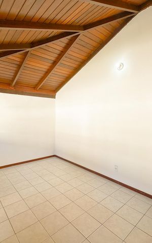 Casa para alugar com 691m², 4 quartos e 3 vagasQuarto 1