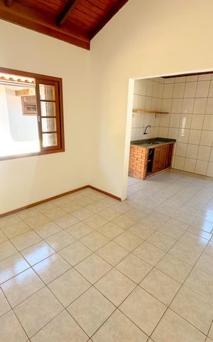 Casa para alugar com 691m², 4 quartos e 3 vagasCozinha