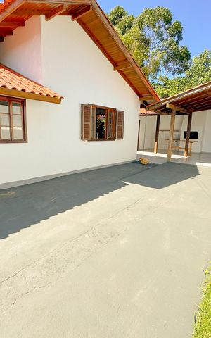Casa para alugar com 691m², 4 quartos e 3 vagasGaragem