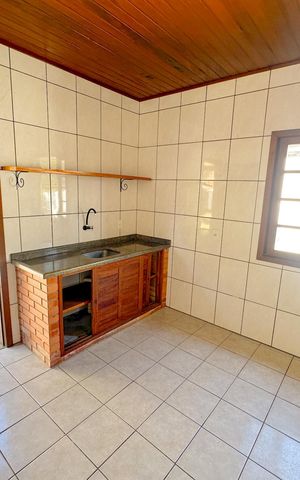 Casa para alugar com 691m², 4 quartos e 3 vagasCozinha