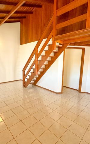 Casa para alugar com 691m², 4 quartos e 3 vagasSala