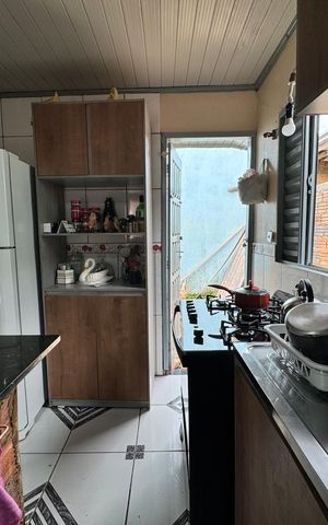 Casa à venda com 80m², 1 quarto e 2 vagasCozinha