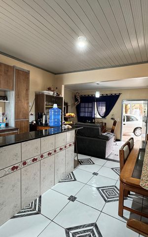 Casa à venda com 80m², 1 quarto e 2 vagasCozinha