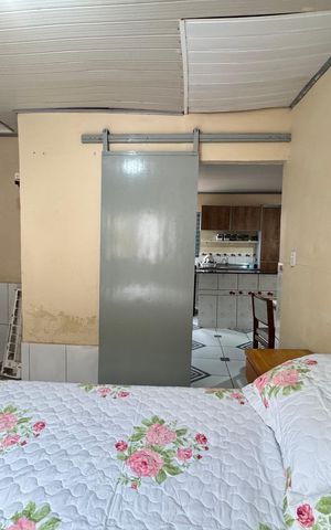 Casa à venda com 80m², 1 quarto e 2 vagasQuarto 1