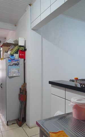 Casa à venda com 90m², 3 quartos e 2 vagasCozinha