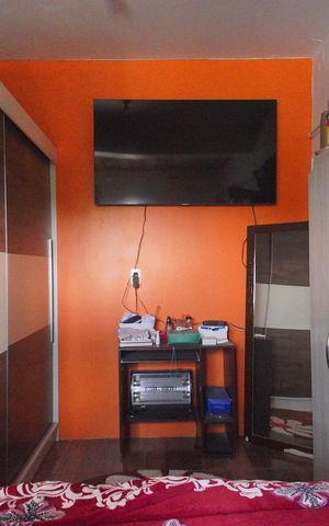 Casa à venda com 90m², 3 quartos e 2 vagasQuarto 3