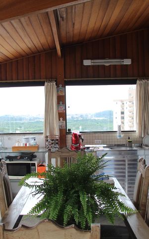 Apartamento à venda com 105m², 2 quartos e 1 vagaÁrea gourmet
