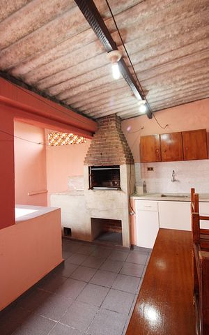 Casa à venda com 156m², 3 quartos e 3 vagasEspaço Gourmet