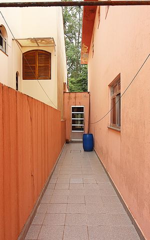 Casa à venda com 156m², 3 quartos e 3 vagasCorredor