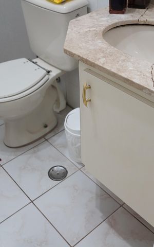 Apartamento à venda com 80m², 3 quartos e 2 vagasBanheiro/Suíte