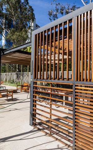 Apartamento à venda com 338m², 4 quartos e 4 vagasPiscina