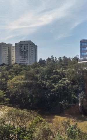 Apartamento à venda com 338m², 4 quartos e 4 vagasVista