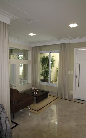 Casa à venda com 790m², 4 quartos e 8 vagasSala