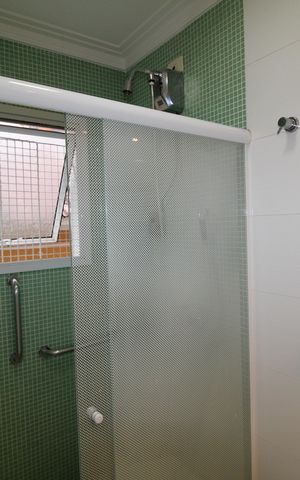 Casa à venda com 790m², 4 quartos e 8 vagasBanheiro Suíte 1