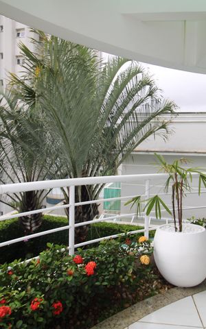 Casa à venda com 790m², 4 quartos e 8 vagasSuíte 3 - Varanda