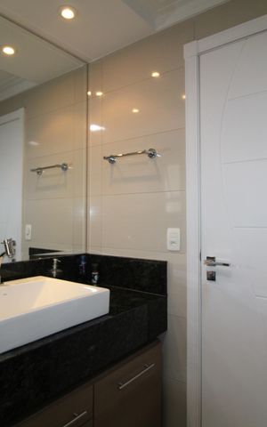 Casa à venda com 790m², 4 quartos e 8 vagasBanheiro Suíte 3