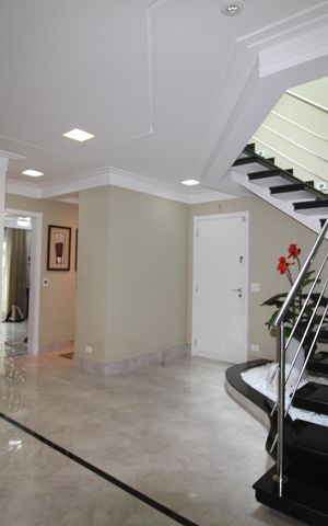 Casa à venda com 790m², 4 quartos e 8 vagasSala