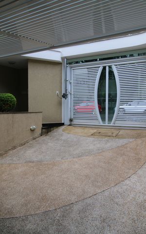 Casa à venda com 790m², 4 quartos e 8 vagasGaragem