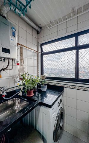 Apartamento à venda com 60m², 2 quartos e 2 vagasÁrea de Serviço