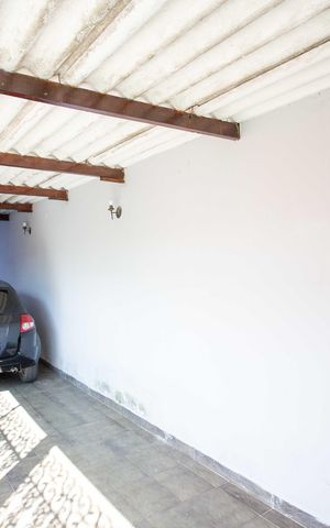 Casa à venda com 325m², 3 quartos e 3 vagasGaragem