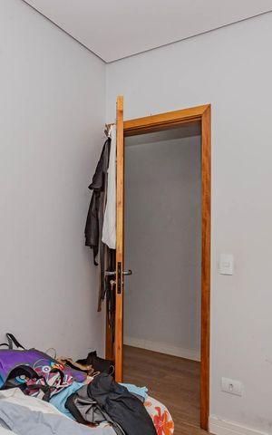 Casa à venda com 280m², 4 quartos e 2 vagasQuarto
