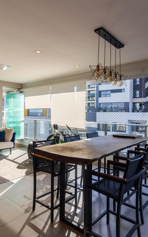 Apartamento à venda com 150m², 3 quartos e 2 vagas Apartamento à venda com 150m², 3 quartos e 2 vagasVaranda/Vista