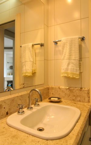 Apartamento à venda com 166m², 2 quartos e 2 vagas Apartamento à venda com 166m², 2 quartos e 2 vagasBanheiro Social