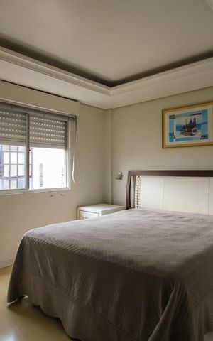 Apartamento à venda com 166m², 2 quartos e 2 vagas Apartamento à venda com 166m², 2 quartos e 2 vagas Suíte